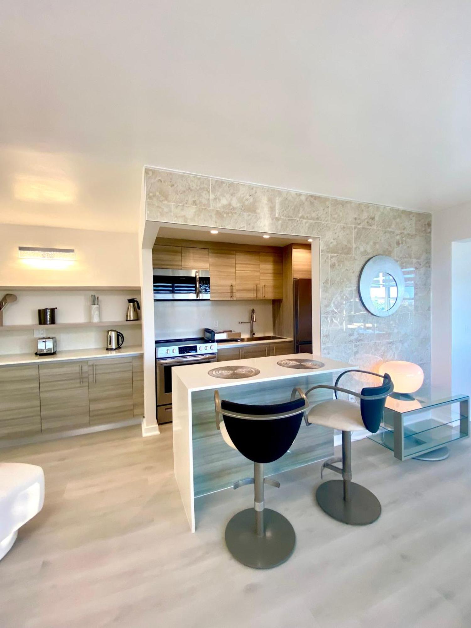 Panoramic Luxurious Waterfront One Bedroom Apartment With Miami Skyline View Free Parking 5Min Drive To Miami Beach Eksteriør bilde