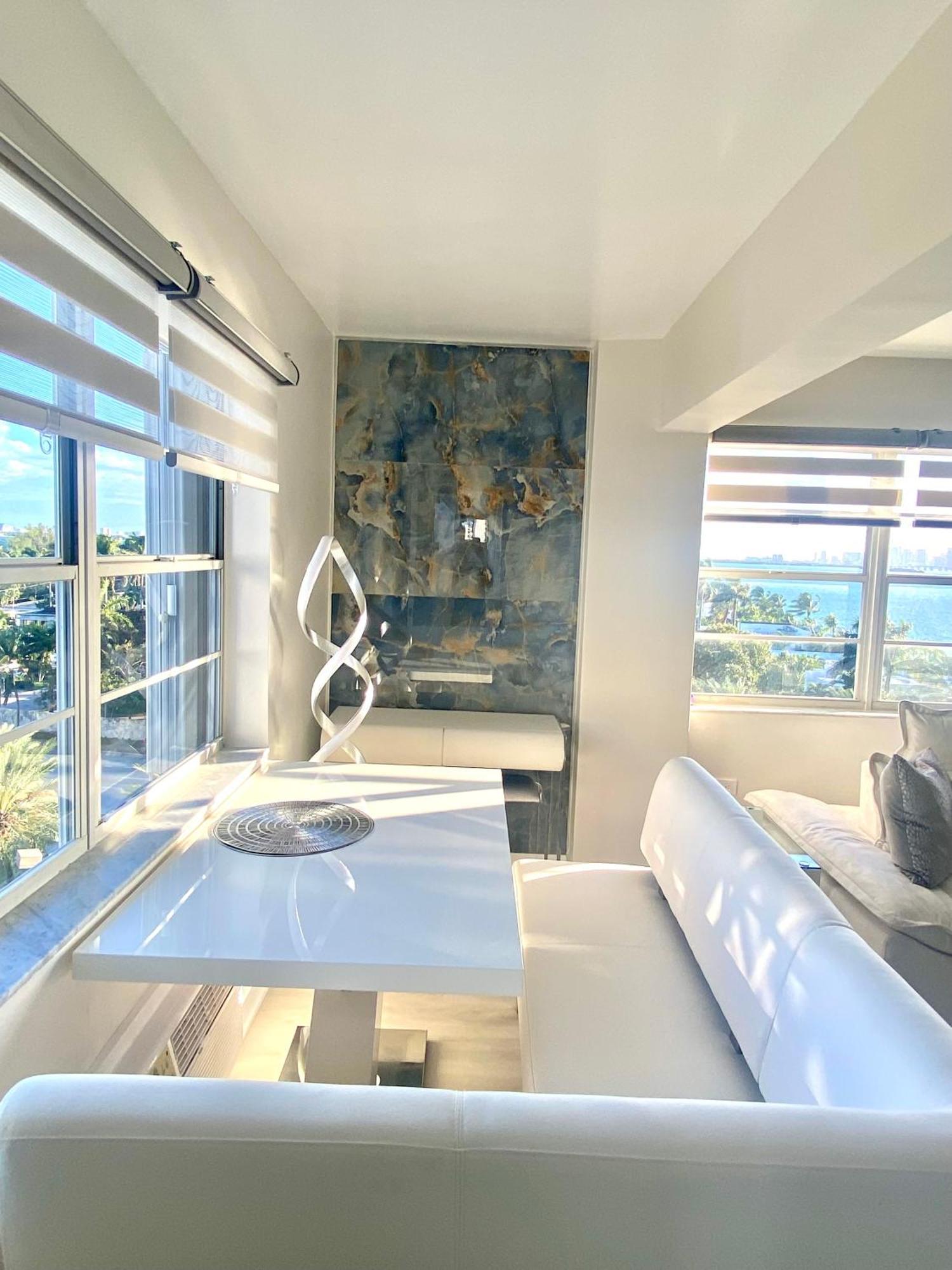 Panoramic Luxurious Waterfront One Bedroom Apartment With Miami Skyline View Free Parking 5Min Drive To Miami Beach Eksteriør bilde
